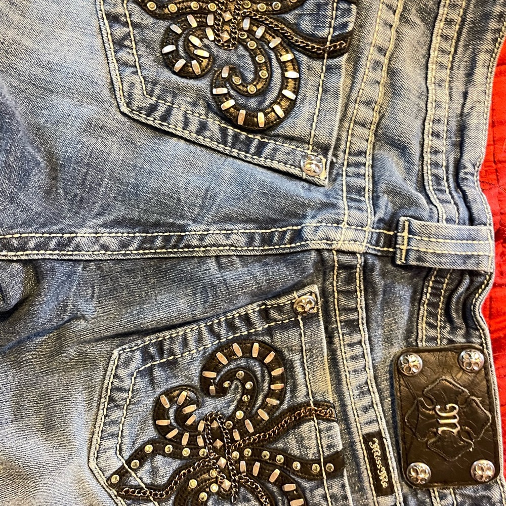 30 waist Miss Me jeans